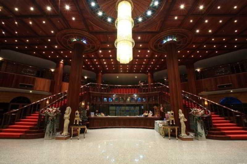 Hermitage Hotel Korat-Sha Nakhon Ratchasima Bagian luar foto