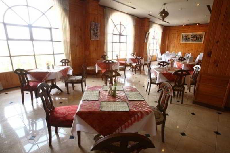 Hermitage Hotel Korat-Sha Nakhon Ratchasima Bagian luar foto