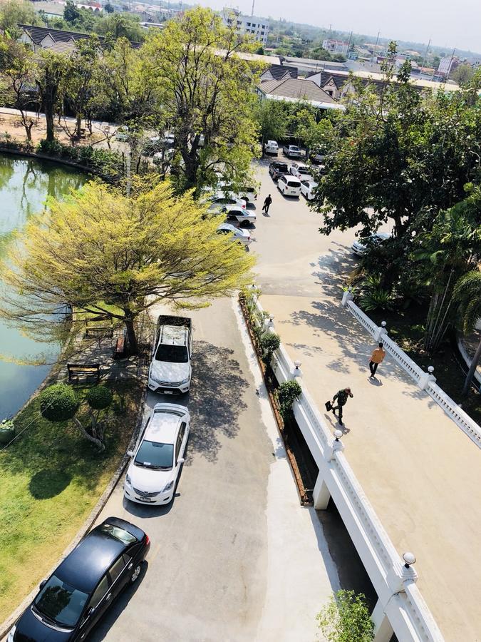 Hermitage Hotel Korat-Sha Nakhon Ratchasima Bagian luar foto